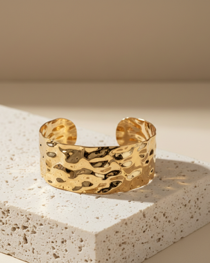 Solika Gold Textured Cuff