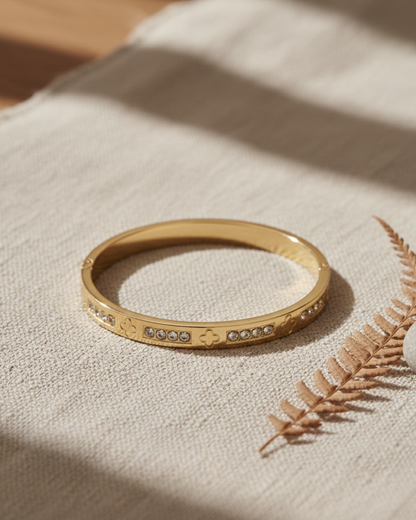 Solika Gold Clover Bracelet