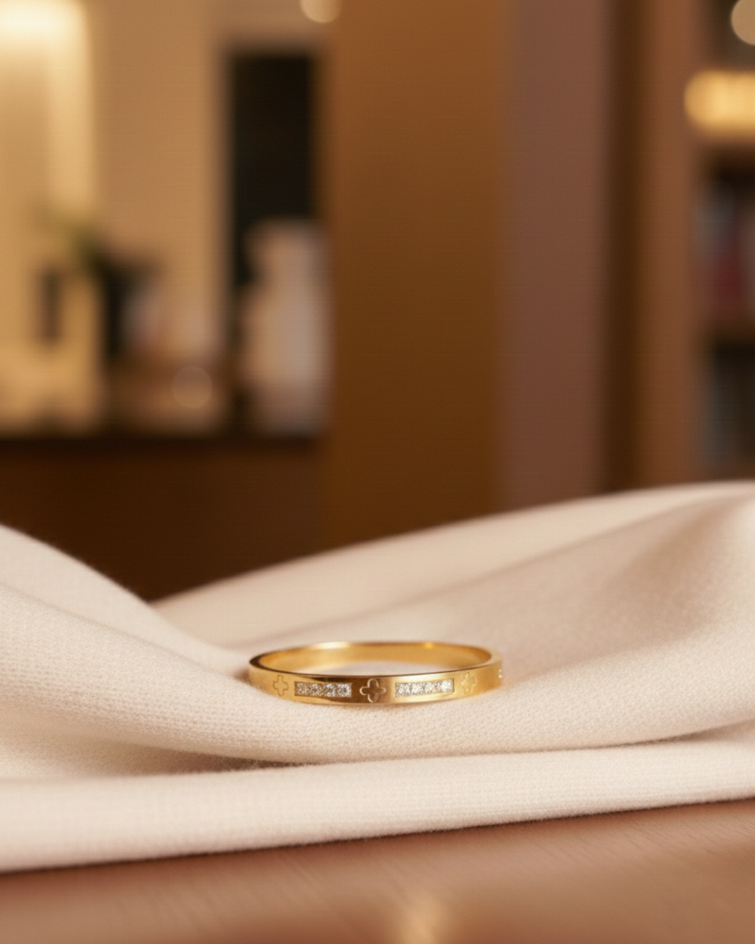 Solika Gold Clover Bracelet