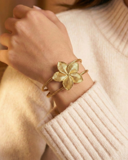 Solika Gold Petal Cuff