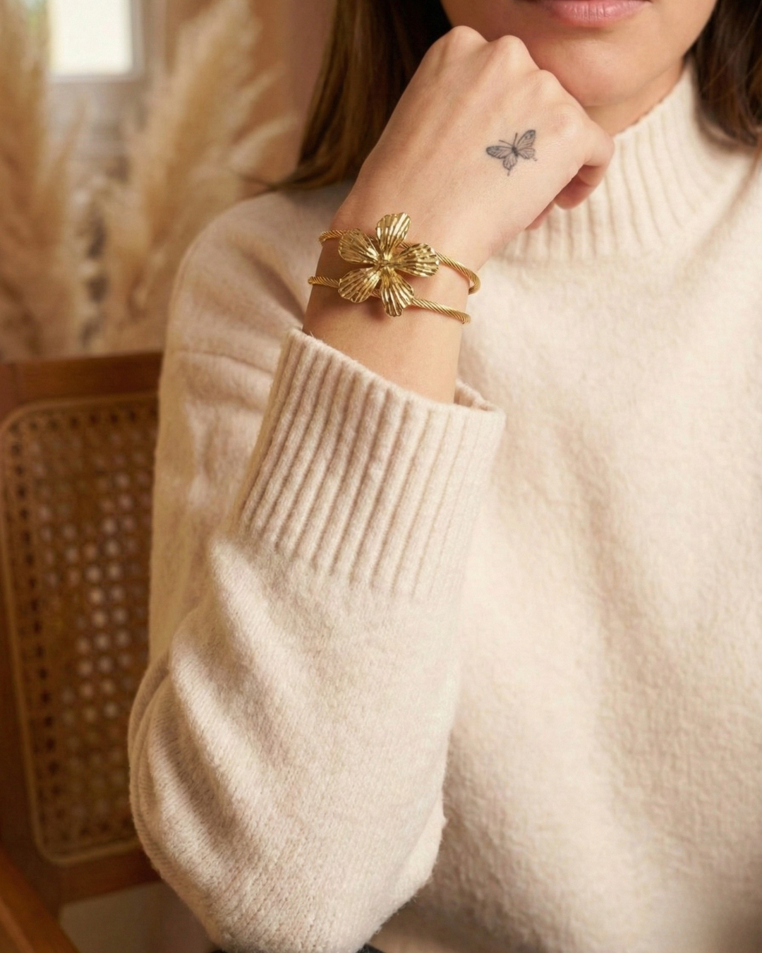 Solika Gold Flower Cuff