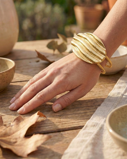 Solika Golden Wave Cuff